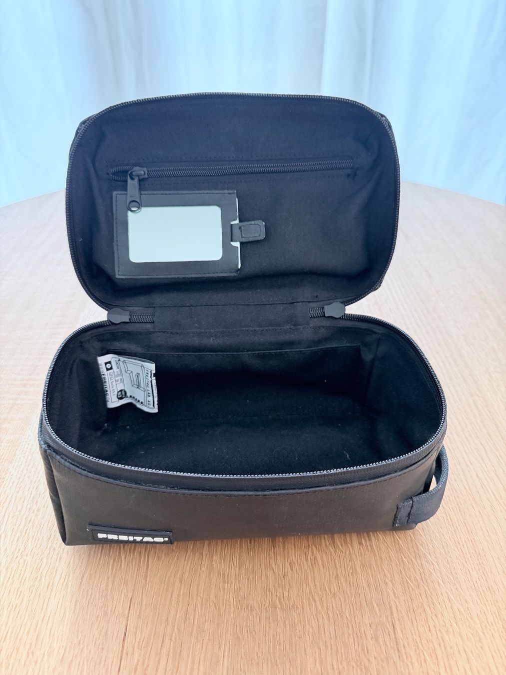 Freitag Custodie per cosmetici: Freitag - F36 WAYNE - Toiletry Bag - Schwarz – Usato da Zürich venduto da derLaufderDinge 5