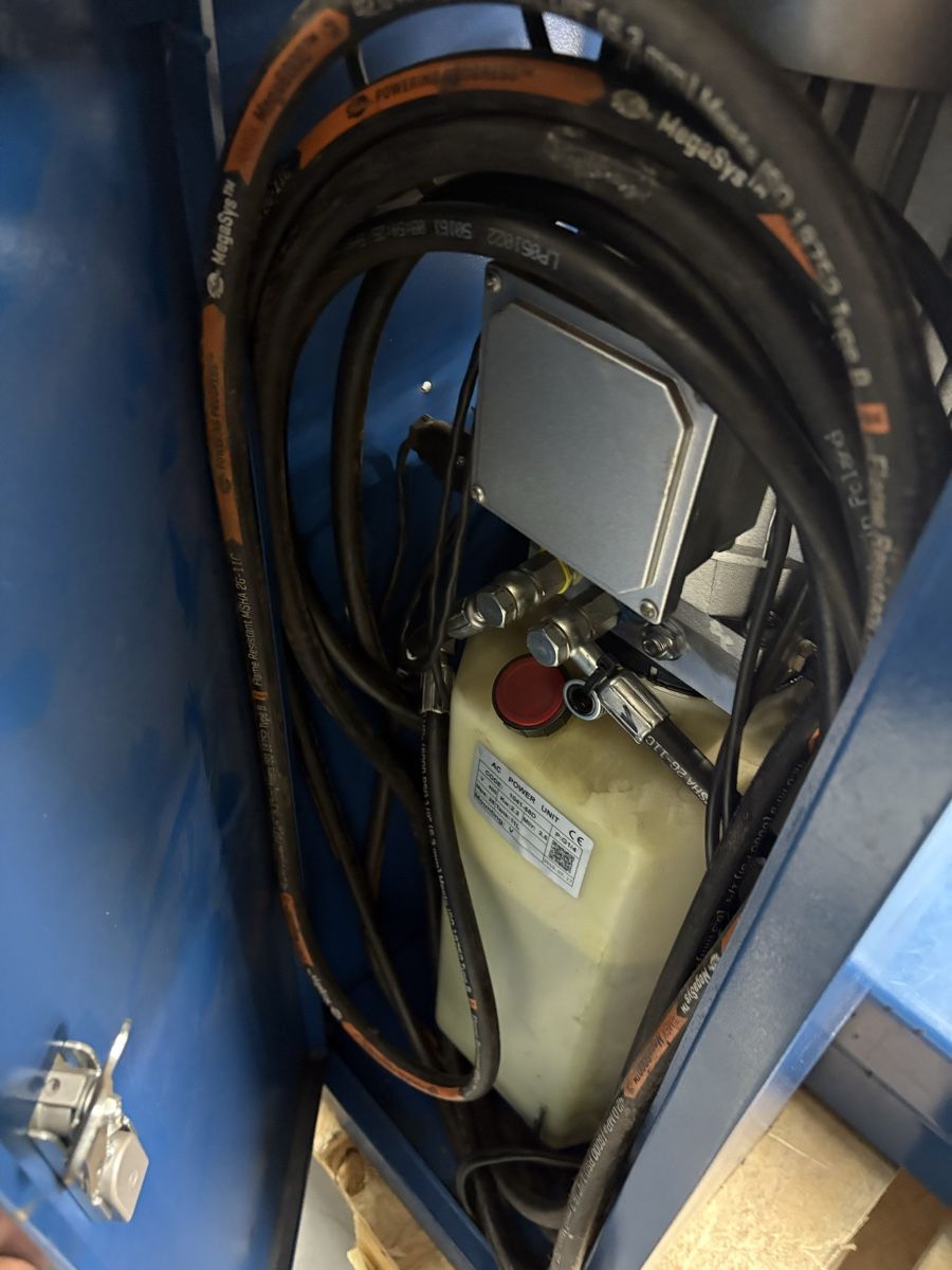 Hebebühne & Wagenheber: Autolift – Gebraucht aus Remetschwil von tbi_qd5t 3