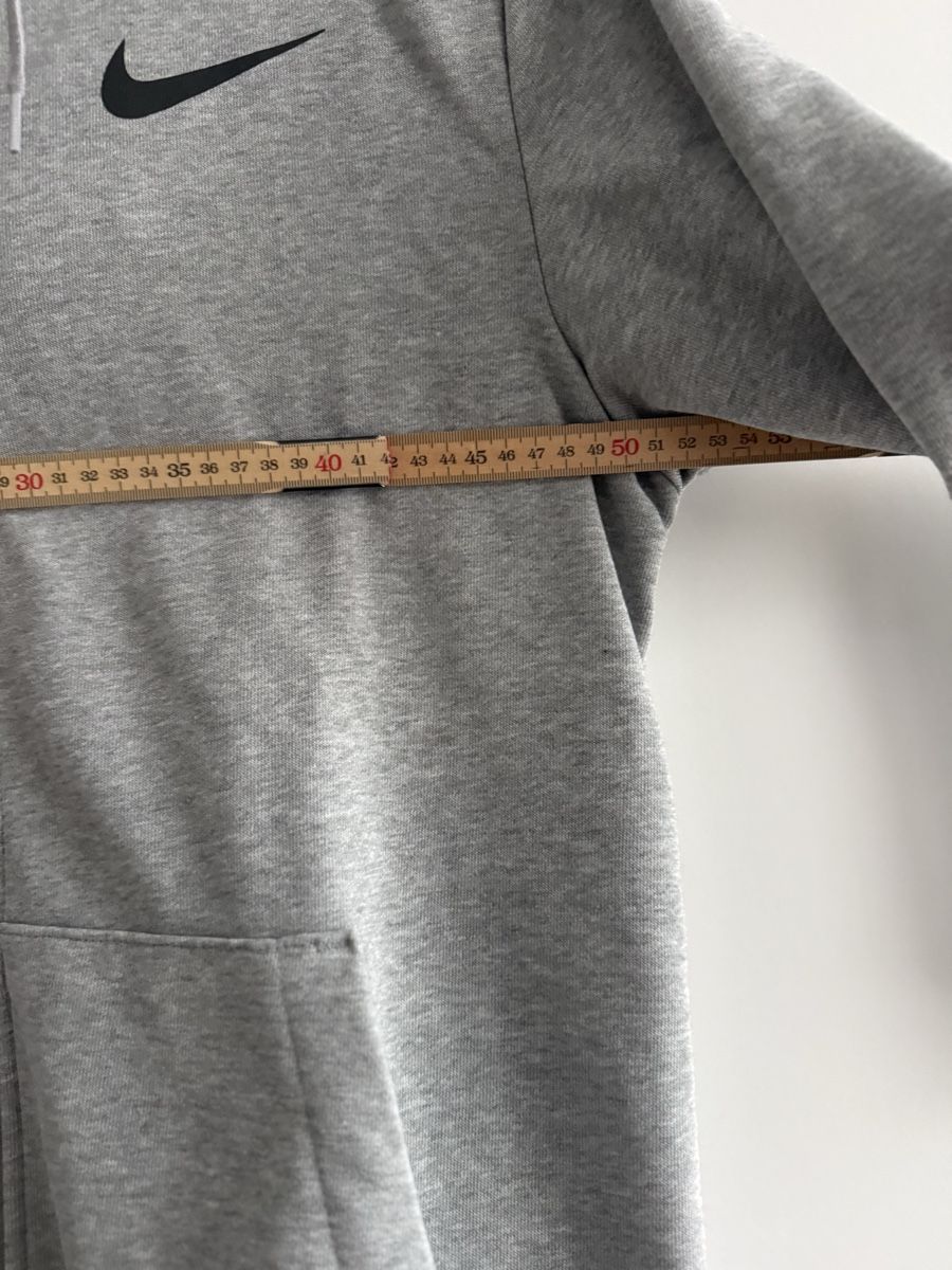 Nike Giacche: Nike Jäggli – Usato da Buchs AG venduto da MiWeFe17 5