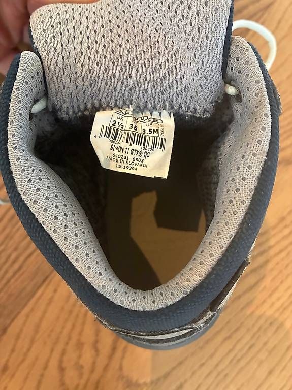 Schuhe für Jungen: Wanderschuhe Lowa Gr 34-35 – Gebraucht aus Winterthur von Rawille 2