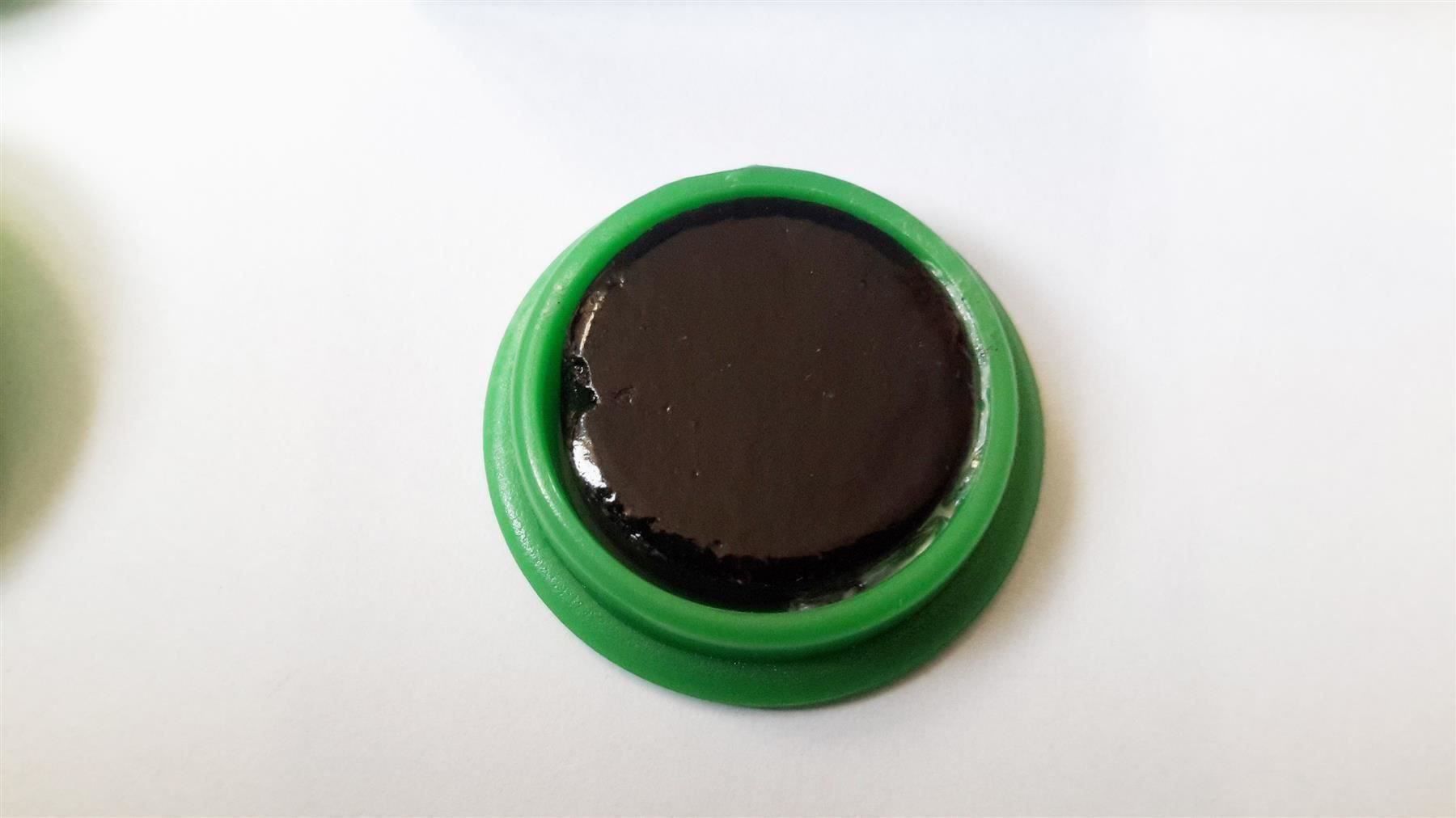 Calamite: Magnete 10 Stück, 24 mm, grün – Nuovo e nell'imballaggio originale da St. Gallen venduto da cointec 3