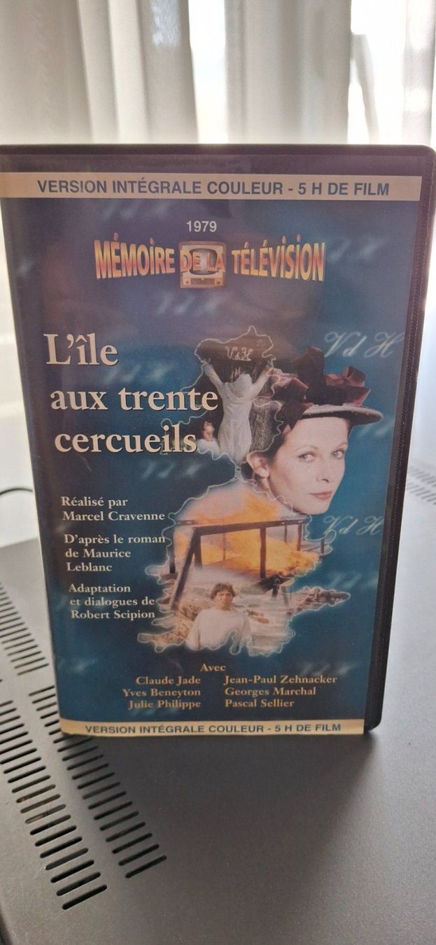 Tutti i VHS: Coffrets Séries en K7 VHS – Usato da Bellelay venduto da Katia5