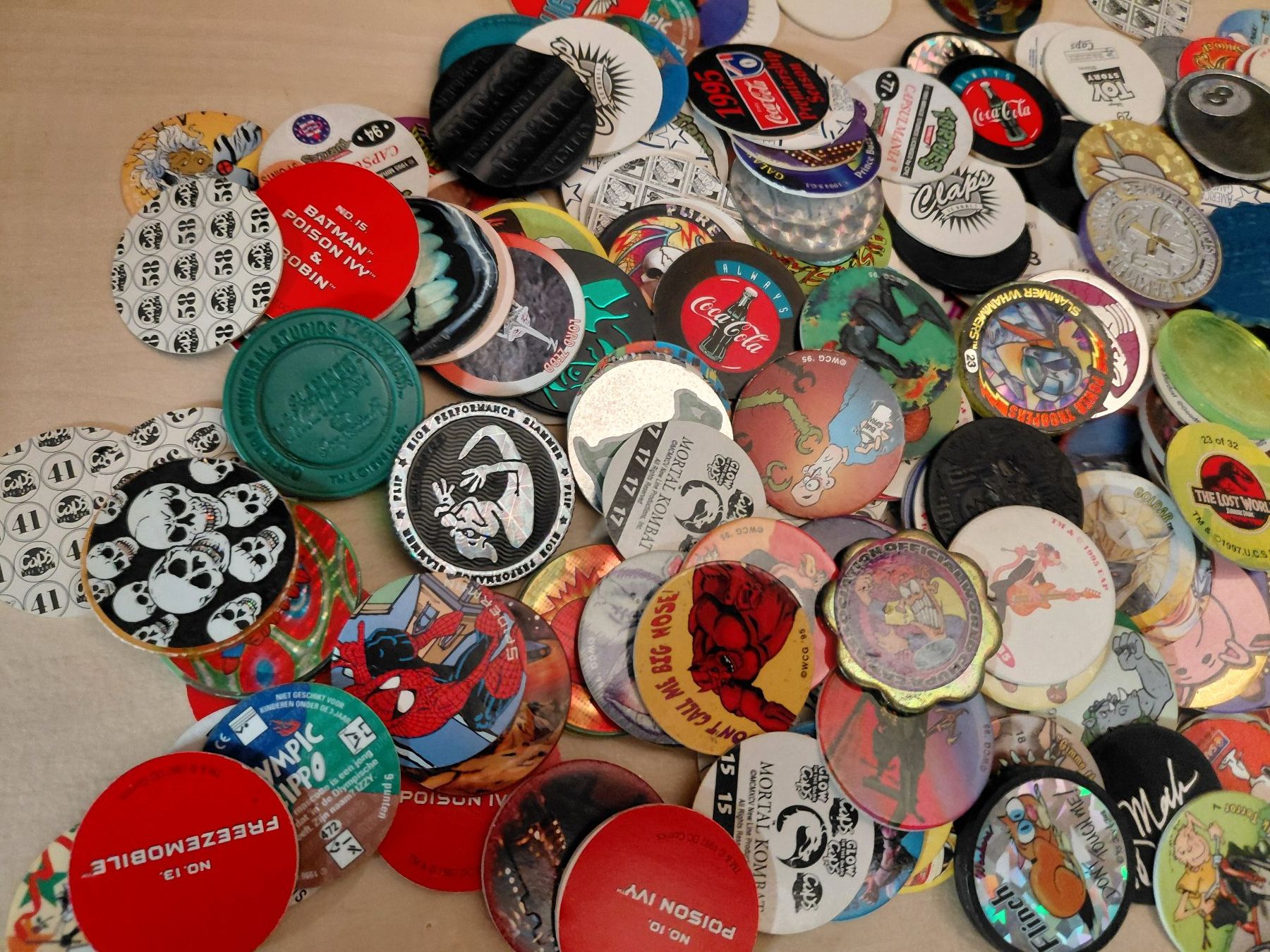 Giochi: Pogs Mega Lot – Usato da Bévilard venduto da PogMania 4