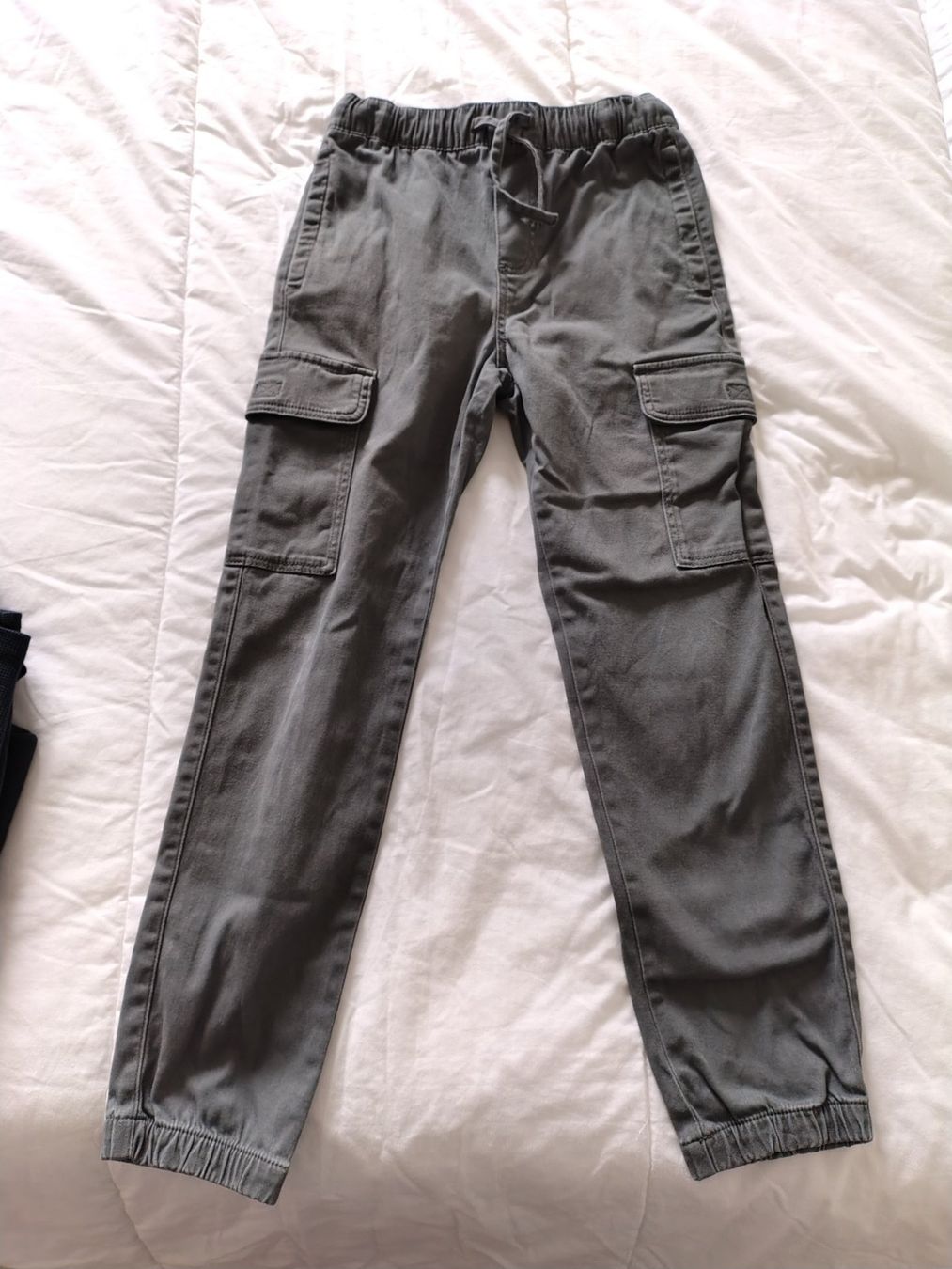 Pantalons: Cargohose Gr. 152 – D'occasion à Schliern b. Köniz par Green3yed