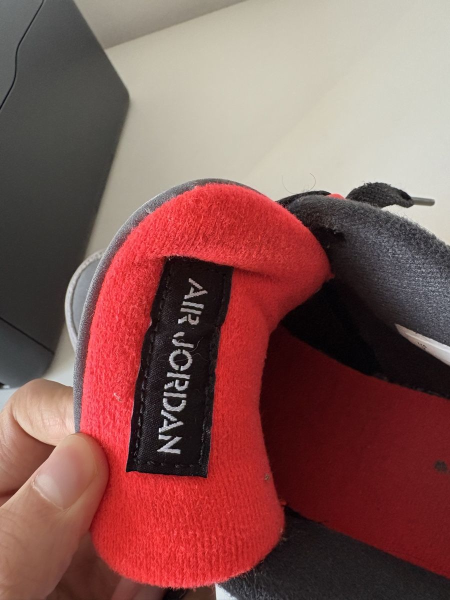 Jordan Scarpe da uomo: Jordan 4 Retro Infrared – Usato da Reconvilier venduto da oliver008 3