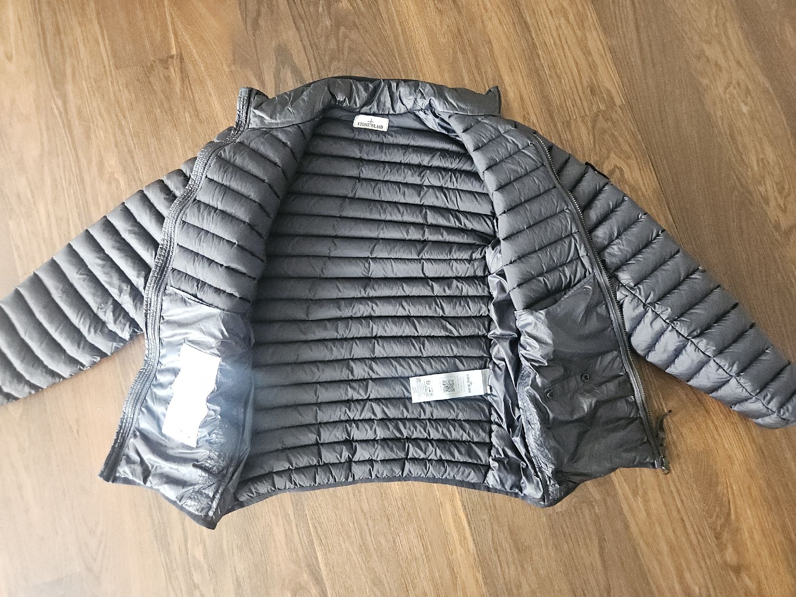 Stone Island Daunenjacke - Neu (Neu (gemäss Beschreibung)) in Aesch ZH ...