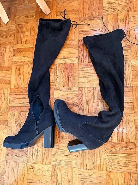Chaussures femmes: Cuissarde – D'occasion à La Tour-de-Peilz par pil_j6nr