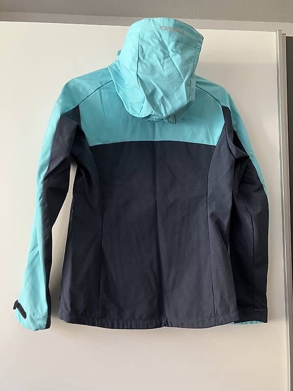 Jacken: Eispeak softshelljacke – Gebraucht aus Maienfeld von TimeaJ 1