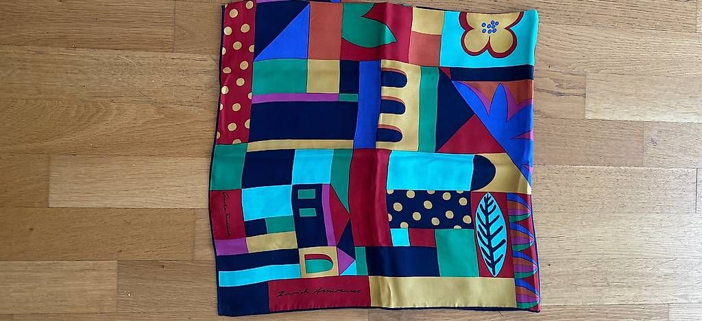 Foulard & Sciarpe: Christian Fischbacher – Usato da wallisellen venduto da dem_7cyz 2