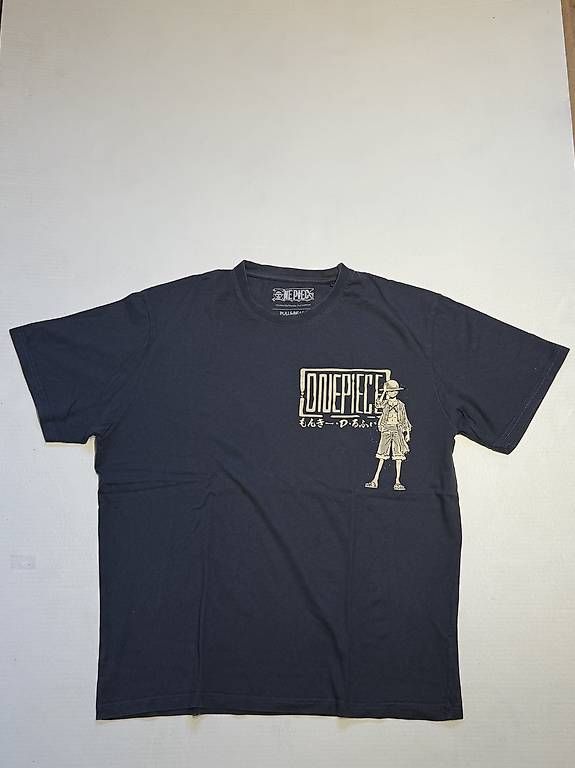 T-shirt: Cooles One Piece T-Shirt  – Usato da Biel/Bienne venduto da xav_8d66