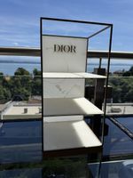 Présentoir Dior XXL étagère effet marbre et métal
