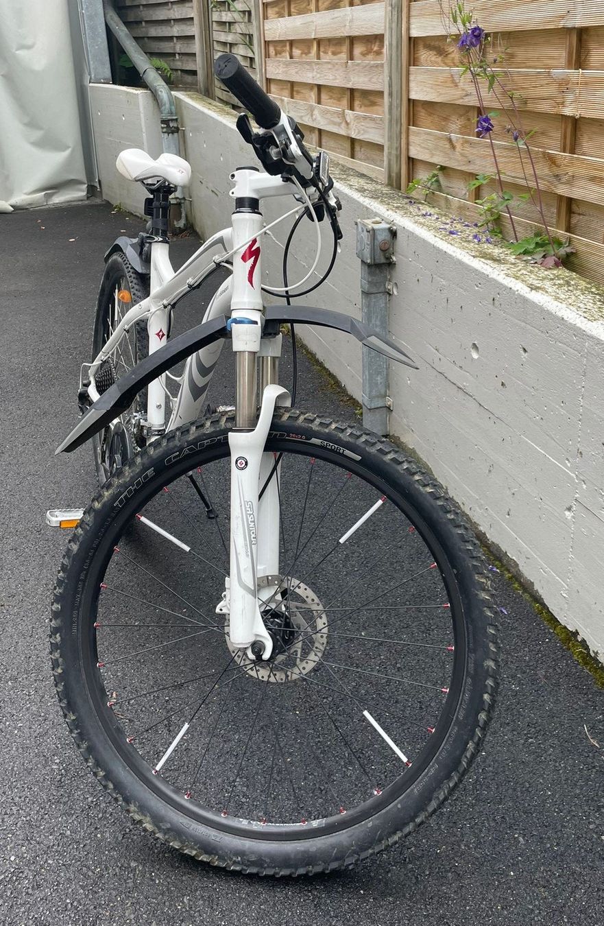 Specialized Velos: 26'' Specialized Damen Mountainbike – Gebraucht aus Allenwinden von Angkor04 2