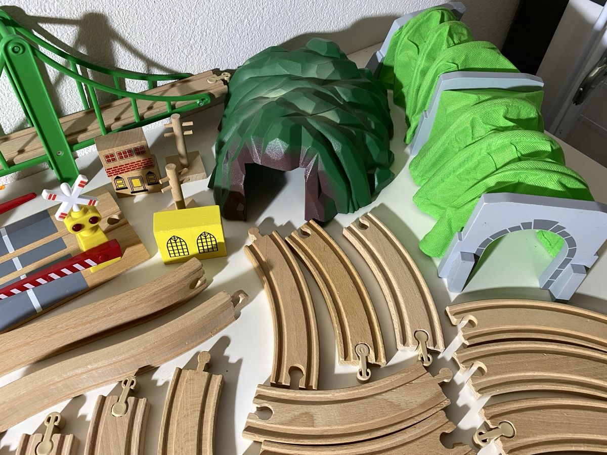Giocattoli: Holzeisenbahn Brio ect…. – Usato da Winterthur venduto da ben_9vxx 5