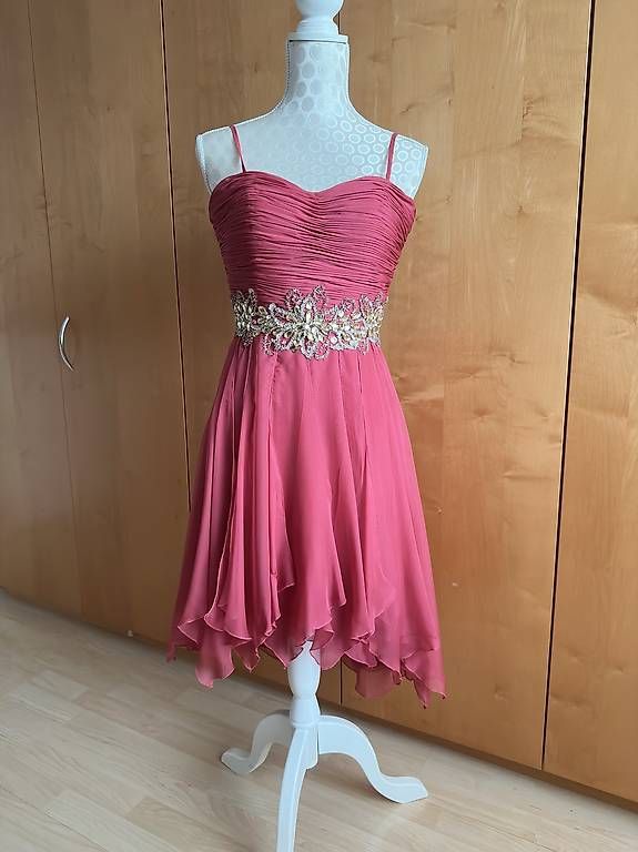 Vestiti: Abendkleid Festkleid Kleid Grösse 36 – Usato da Flawil venduto da nemrak