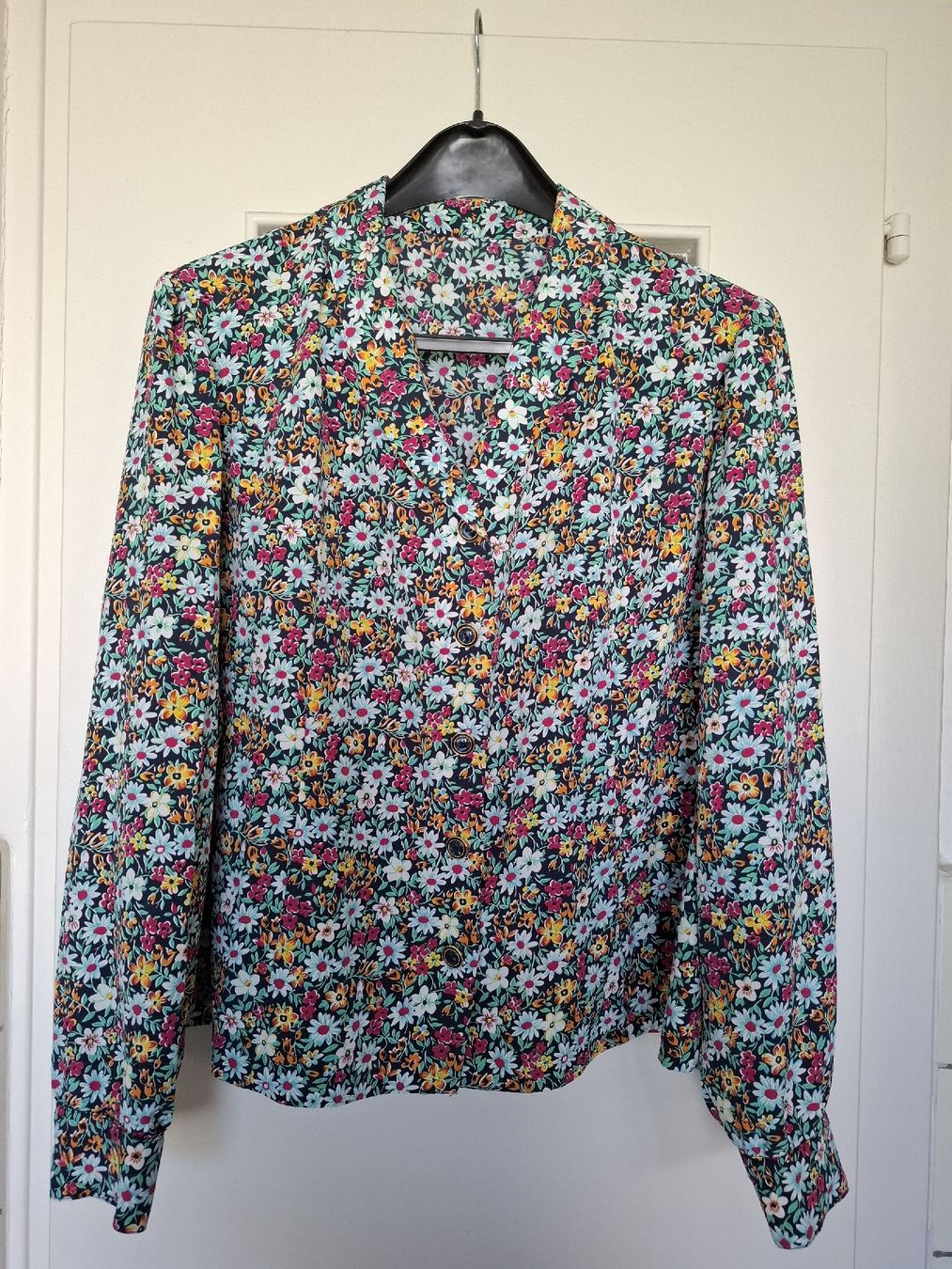 Camicette: Chemisier Vintage taille L-XL – Nuovo (secondo la descrizione) da La Tour-de-Peilz venduto da Marin_nette