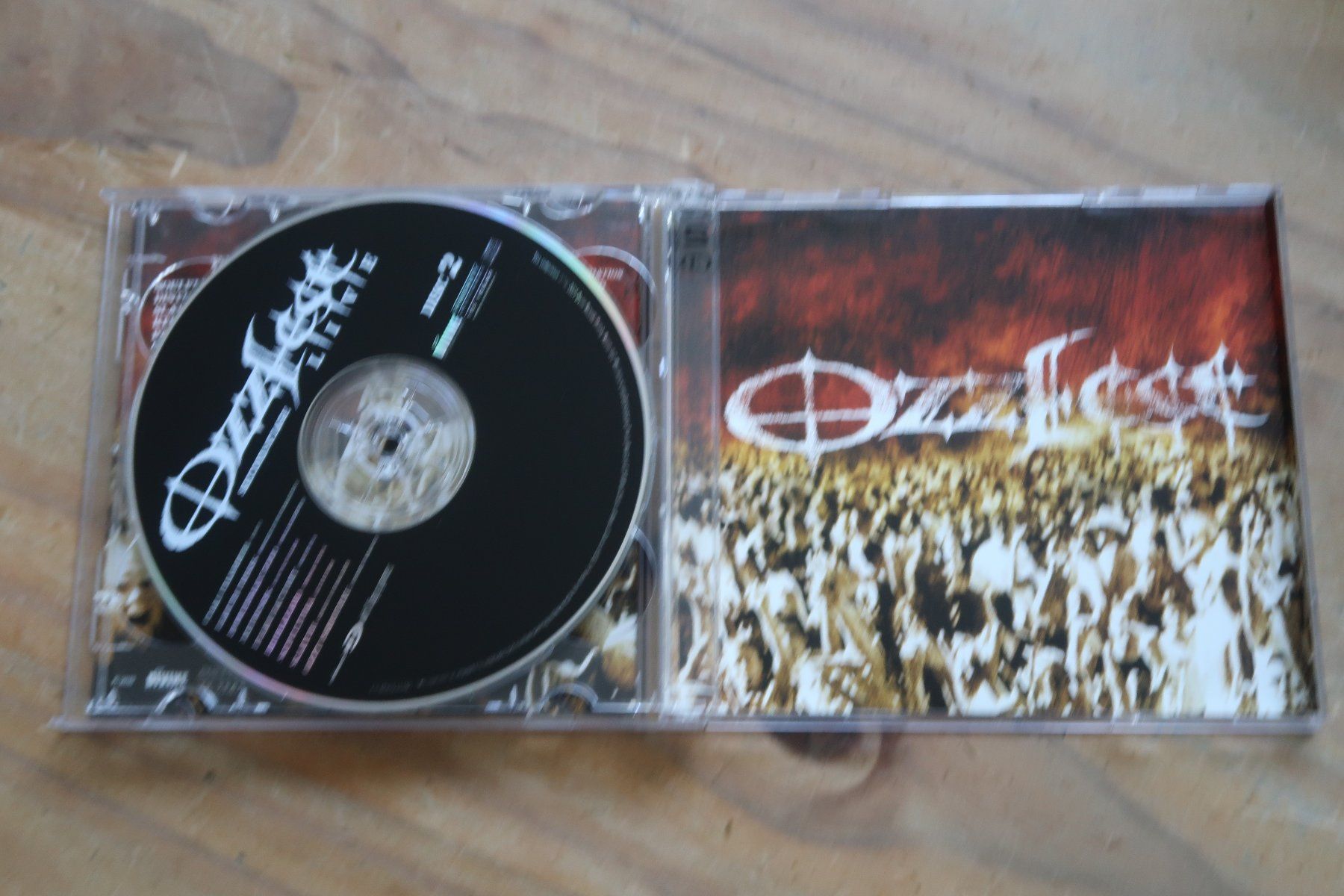 CD: OZZFEST - SECOND STAGE LIVE - OZZY OSBOURNE - 2x CD – Usato da Basel venduto da Patiscat 5
