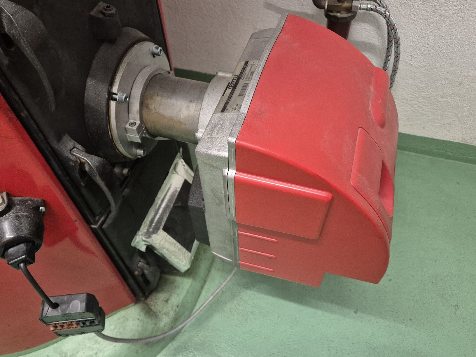 Radiatori: Ölbrenner Oertli aus Ölheizung – Usato da Schlatt TG venduto da Schrauber_01 4