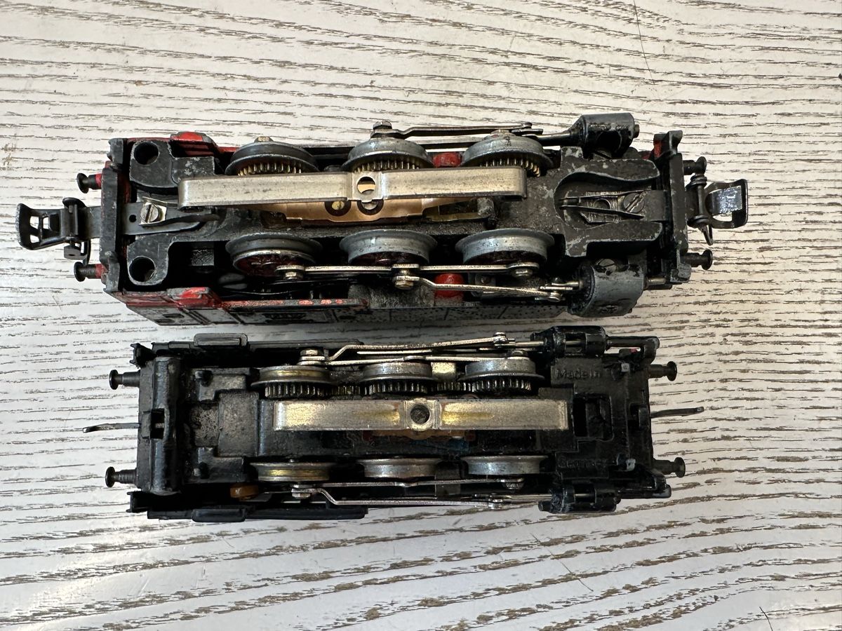 Märklin Modelleisenbahnen: Märklin TM 800 & CM 800 DB BR 30 & 89 – Gebraucht aus Lupsingen von New-Haven 5