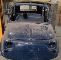 Fiat 500 Oldtimer  Karosserie- Restaurationsprojekt / Deko
