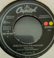 Vinyl-Single Paul McCartney/Wings - Listen To What The Man