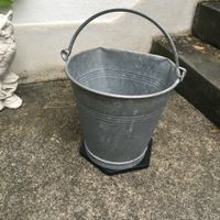 KESSEL / Eisenkübel, Feuerwehrkübel feuerverzinkt