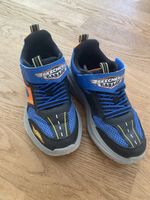 Skechers Schuhe Garage Grösse 33 neuwertig