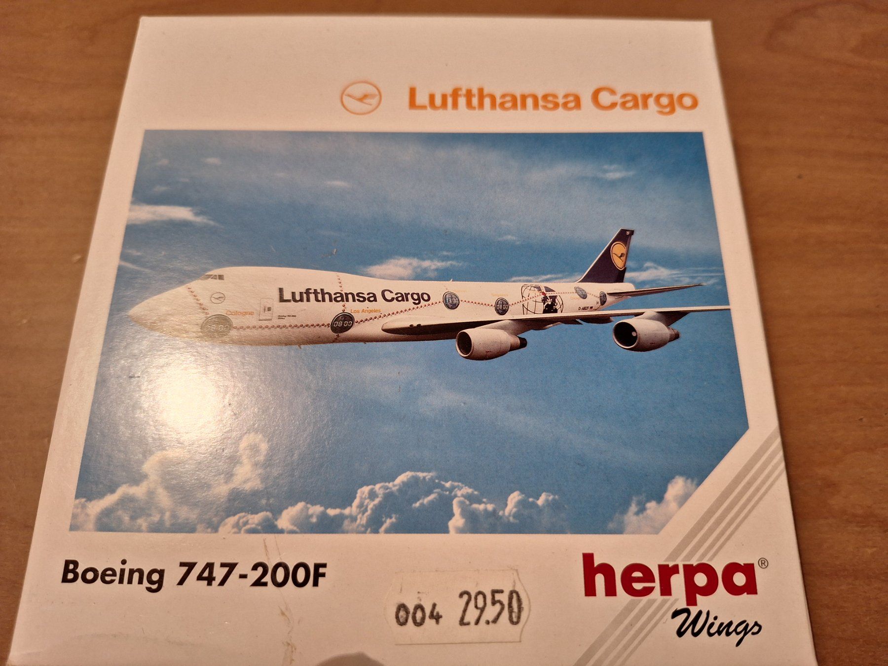 Boeing Kit di modellismo & Modellini statici: Lufthansa Cargo Boeing 747-200F 1:500 – Usato da Sargans venduto da nicsam1815