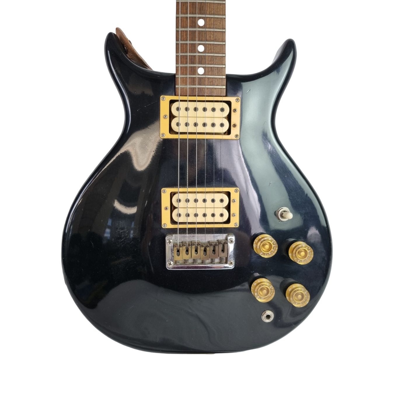 Washburn Musikinstrumente: WASHBURN E - Gitarre / schwarz – Gebraucht aus Wangen b. Olten von Restwert_Wangen 1
