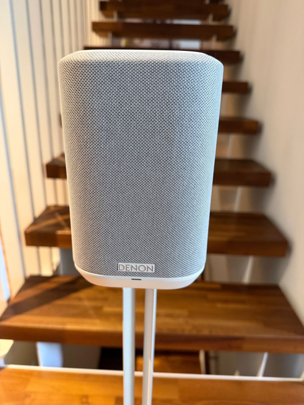 Denon Casse acustiche: DENON HOME 150 weiss mit Ständer – Usato da Abtwil SG venduto da Mluuser 2