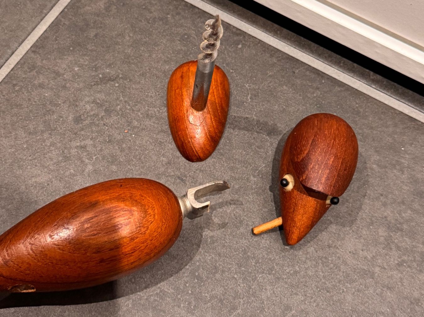 Apribottiglie & Tappi per chiusura: Vogel Korkenzieher Flaschenöffner Danish Design Denmark Teak – Usato da Rothrist venduto da Fondgruebe 3