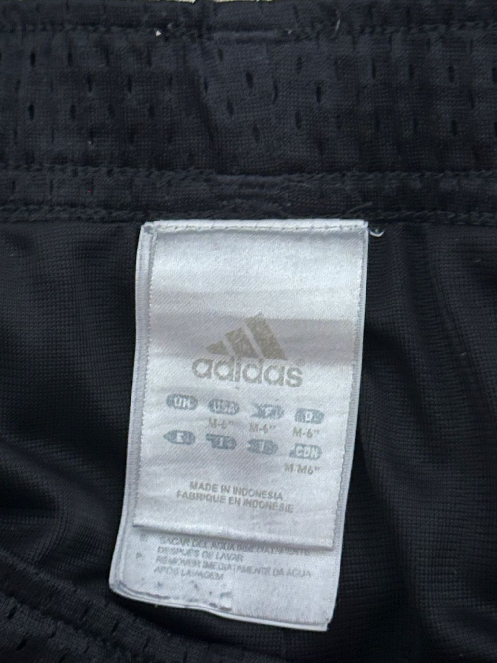 Adidas Pantalons: Adidas Shorts Gr.M – D'occasion à Bern par BrandVilla 2