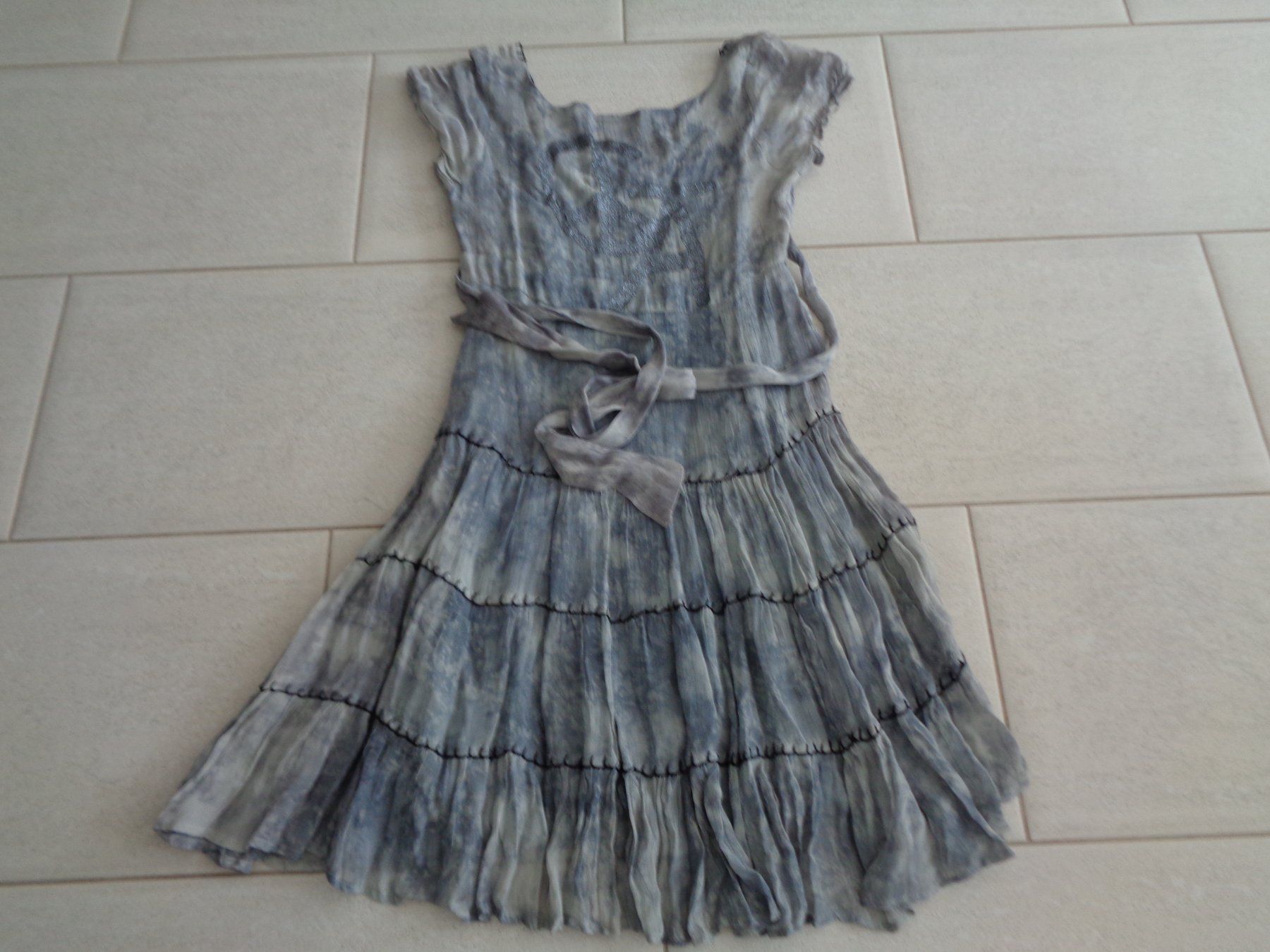 Vestiti: SOMMER KLEID GR.S – Usato da Rotkreuz venduto da Samballi 3