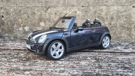 1:18 MINI Cooper Cabrio Dealer Edition - Kyosho