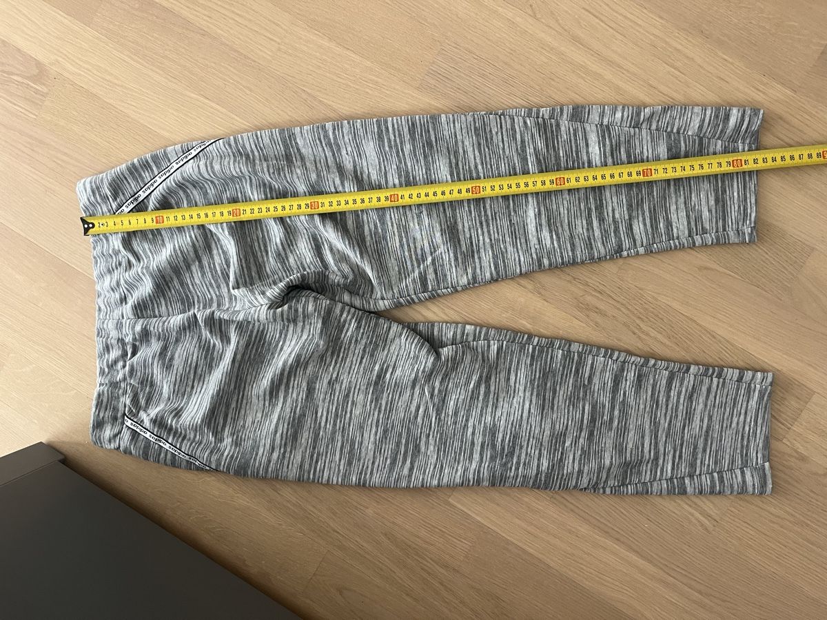 Adidas Pantaloni: Adidas Trainingshose Grau meliert Grösse S – Usato da Meilen venduto da jes_c25c 4