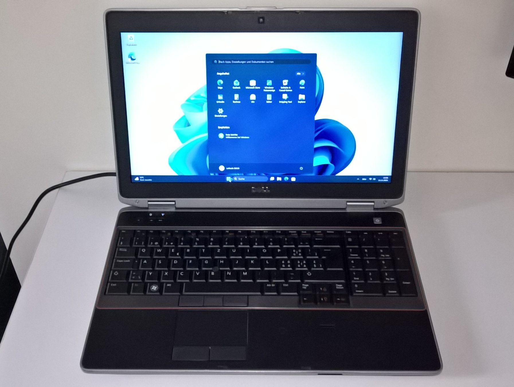 Dell Notebook: Dell Latitude E6520 Core i5 Windows 11 Pro 25H2 – Usato da Buchs SG venduto da johjo01