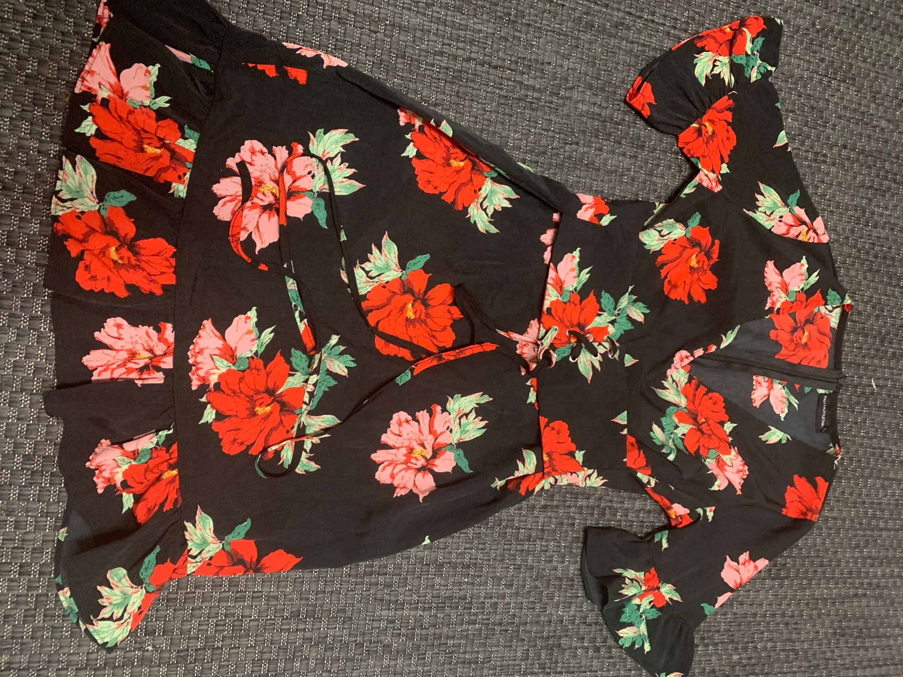 Vestiti: Kleid gr S blumig – Usato da Bad Zurzach venduto da Cuore34