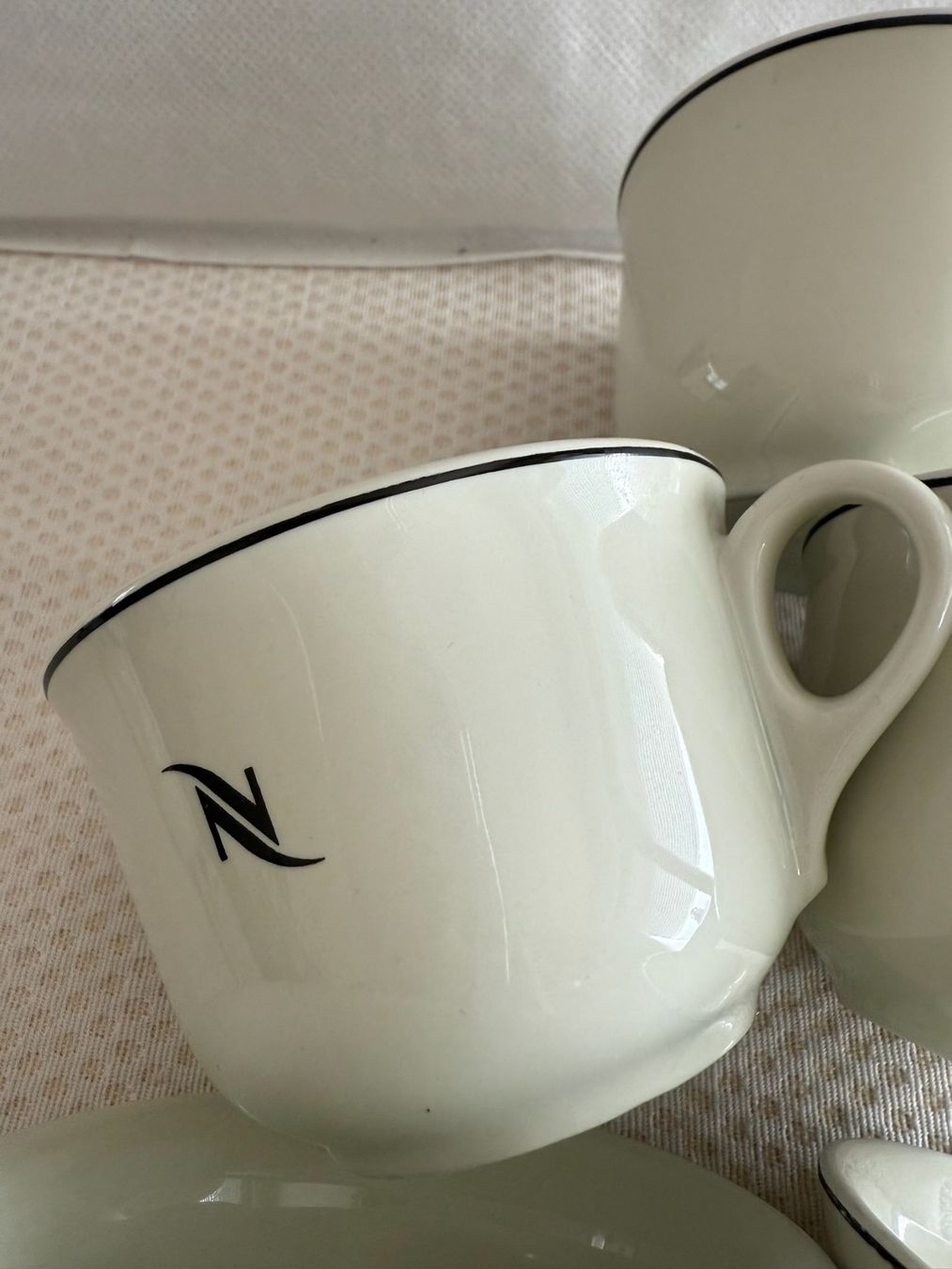 Nespresso Tazze: Nespresso - N - tasses cappuccino – Usato da Sion venduto da accroshoes 5