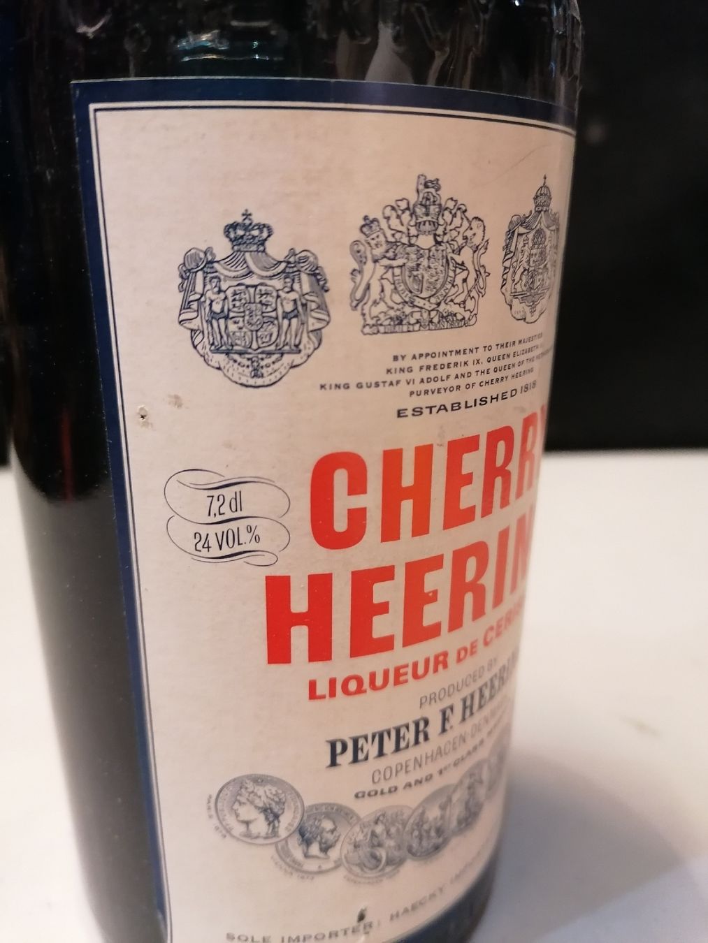 Bevande alcoliche: Liqueur Cherry Heering, Danemark. Vintage. – Nuovo (secondo la descrizione) da Genève venduto da Leboucheoreilles 5
