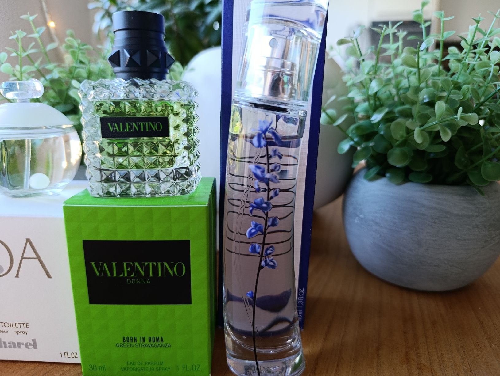 Profumi & Eau de Toilette: Parfum-Set Kenzo, Valentino, Cacharel  – Usato da Biel/Bienne venduto da La_lupa_35 3