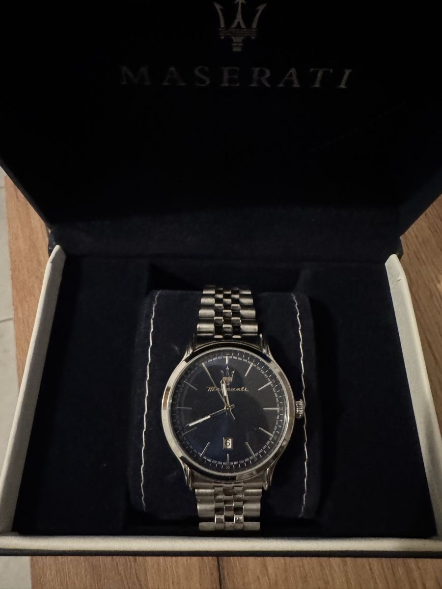 Maserati Orologi: Maserati EPOCA 42mm, Herrenuhr – Nuovo (secondo la descrizione) da Schaffhausen venduto da blerim.m17 2