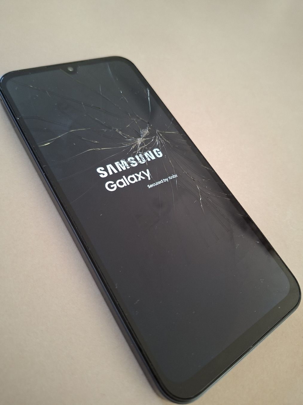 Samsung Handys / Smartphones: Samsung Galaxy A15 5G – Defekt aus Ballwil von Don-steve 3