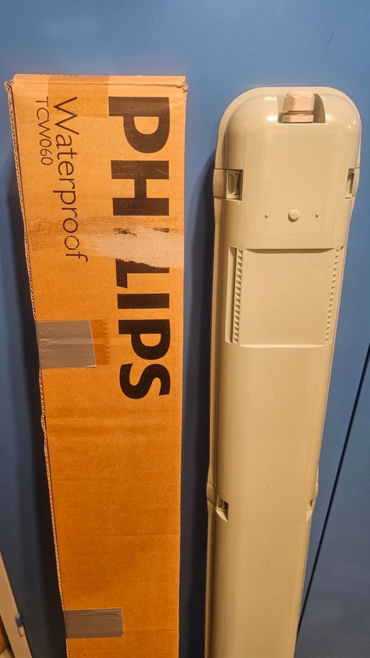 Philips Lampadari & plafoniere: Philips TCW060 Deckenbeleuchtung / 2 Stück – Nuovo (secondo la descrizione) da Therwil venduto da Blackauktionator 3