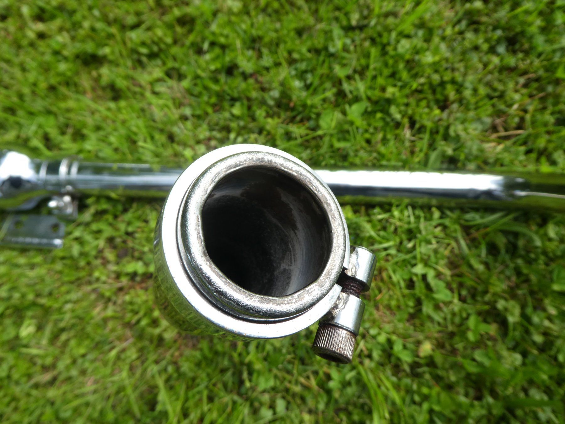 Harley-Davidson Alle Motorradersatzteile: Harley Davidson Cigar Muffler 2 into 1 Vintage with Pipe – Gebraucht aus Schwadernau von  8