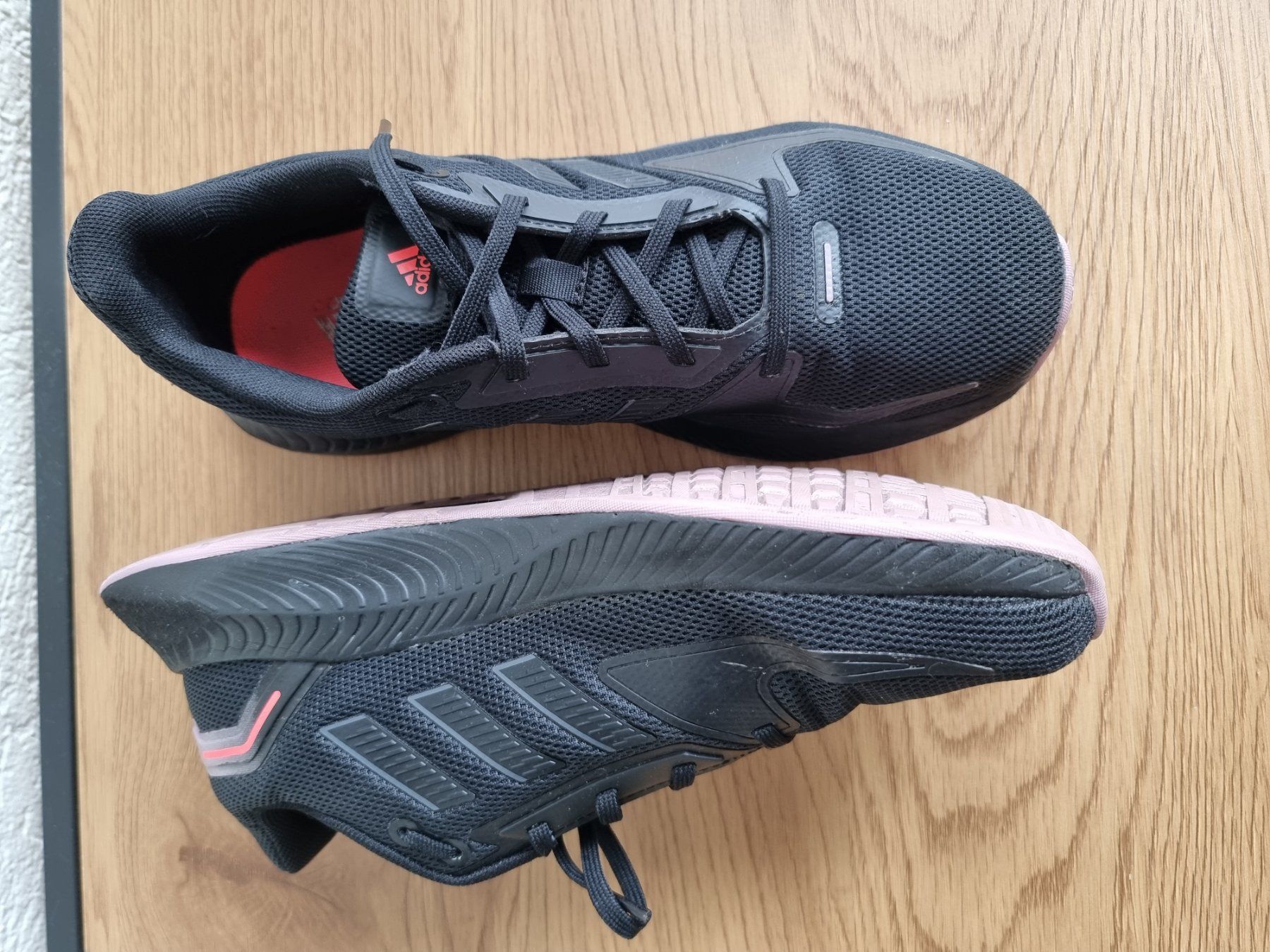 Adidas Chaussures hommes: Adidas Schuhe gr 39 – D'occasion à Interlaken par NataliiaS 3