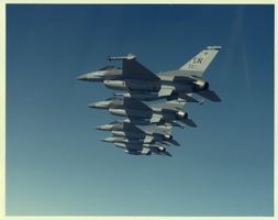 Pressefoto F-16C Fighting Falcon USAF auf Kodak Fotopapier