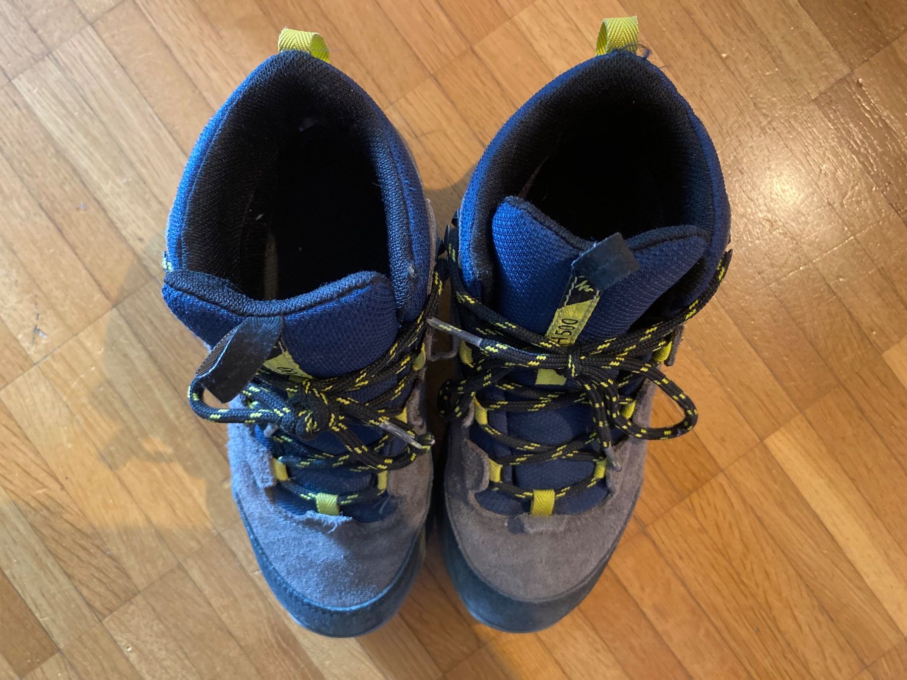 Decathlon Schuhe für Jungen: Chaussure de randonnée garçon – Gebraucht aus Basel von OK2010 2