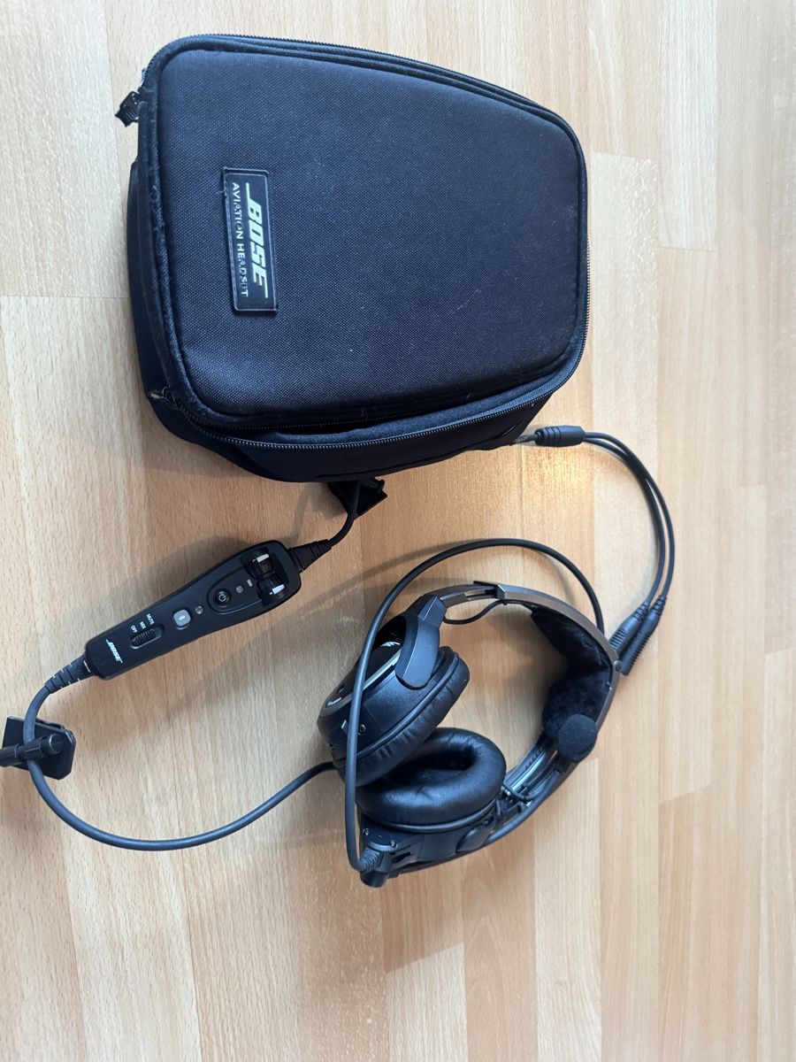 Bose Kopfhörer: Bose A20 Bluetooth- DEFEKT – Defekt aus Triesenberg von flatheadrider 1