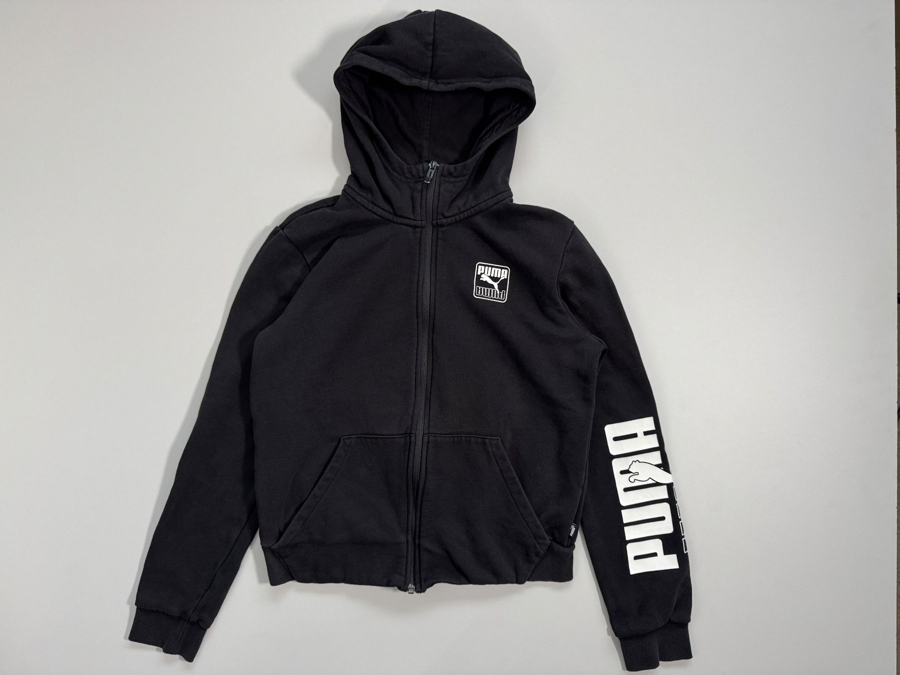 Puma Pullover & Sweatshirts: Puma zip hoodie kid Sz M – Gebraucht aus Neuchâtel von _Easy_to_Find_