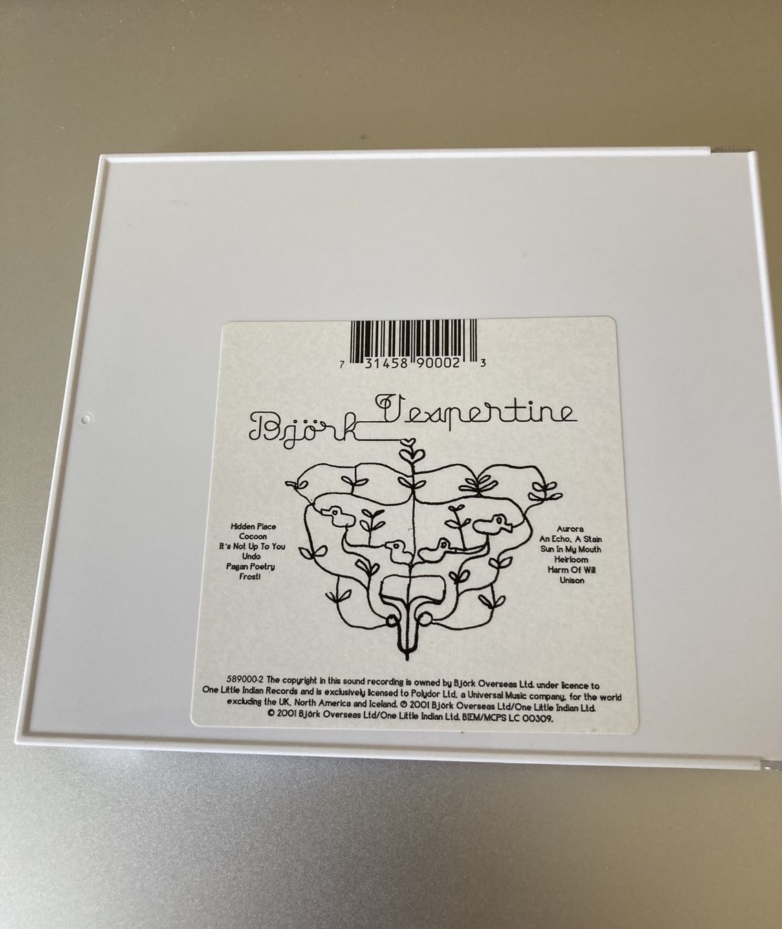 CDs: Björk - Vespertine – D'occasion à Neuchâtel par Rougesky 1