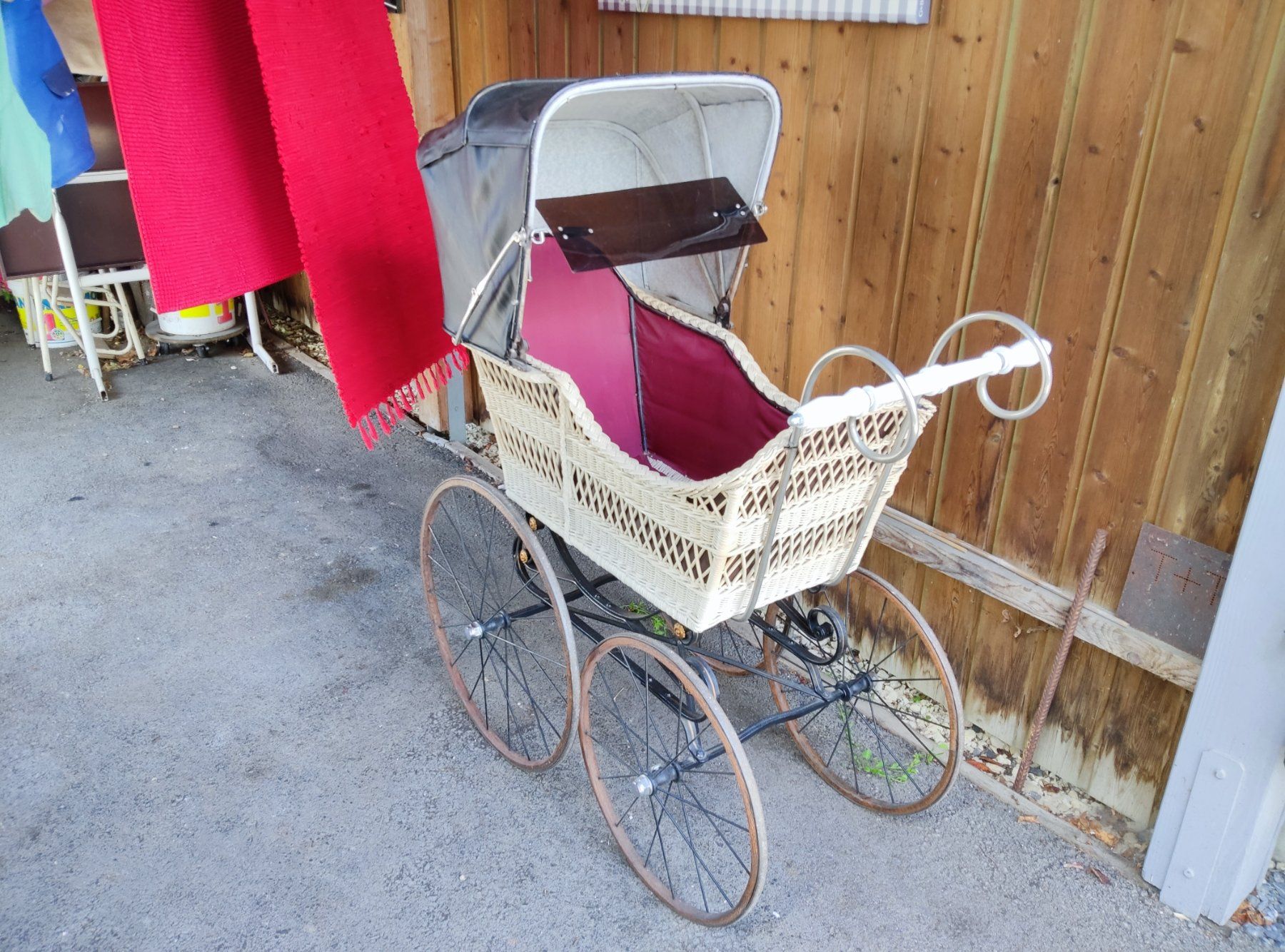 Kinderwagen: Ancienne poussette – Gebraucht aus Vicques von prairie0809 7